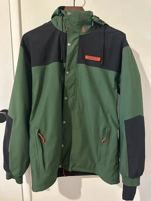 VOLCOM LONGO GORE-TEX SNOW JACKET SIZE LARGE WORN TWICE - Image 1 of 4