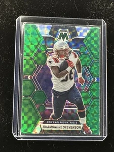 2023 Panini Mosaic - Rhamondre Stevenson #161 Green Mosaic Prizm - Bild 1 von 6