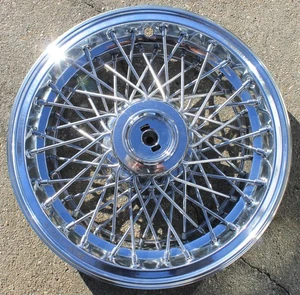 (1) 1982 1983 1984 1985 1986 Pontiac Parisienne 15" Wire Spoke Hubcap 10037045 - Picture 1 of 21