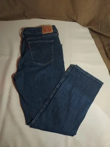 Pantalones de mezclilla Levi’s para mujer talla 12s lavado oscuro clásicos rectos de algodón W31 L28 - Imagen 1 de 8