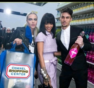 Original Chanel Neuheit Runway V.I.P. Einkaufstasche transparent - Bild 1 von 4