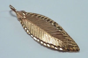 14K Yellow Gold "Feather" Pendant - Picture 1 of 3