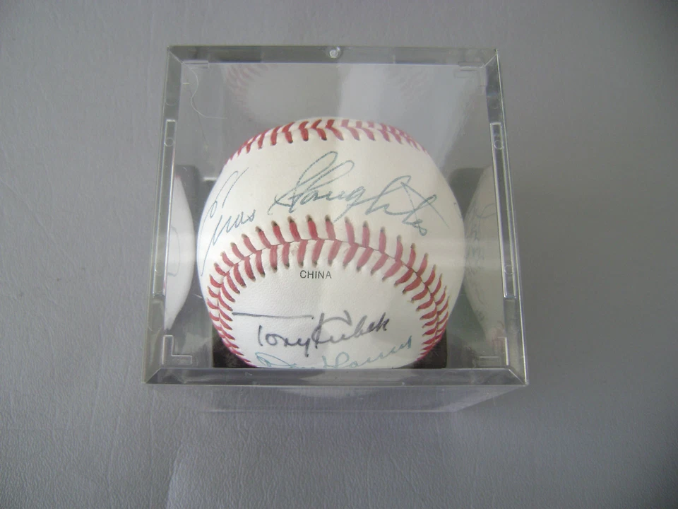 N.Y.YANKEES-KUBEK/LARSEN/SKOWRON/SLAUGHTER/ SIGNED MLB BALL - Image 1 of 4