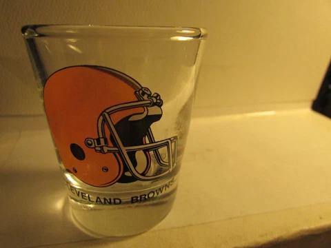 Cleveland Browns Helmet & Script- standard Shotglass- new Cover