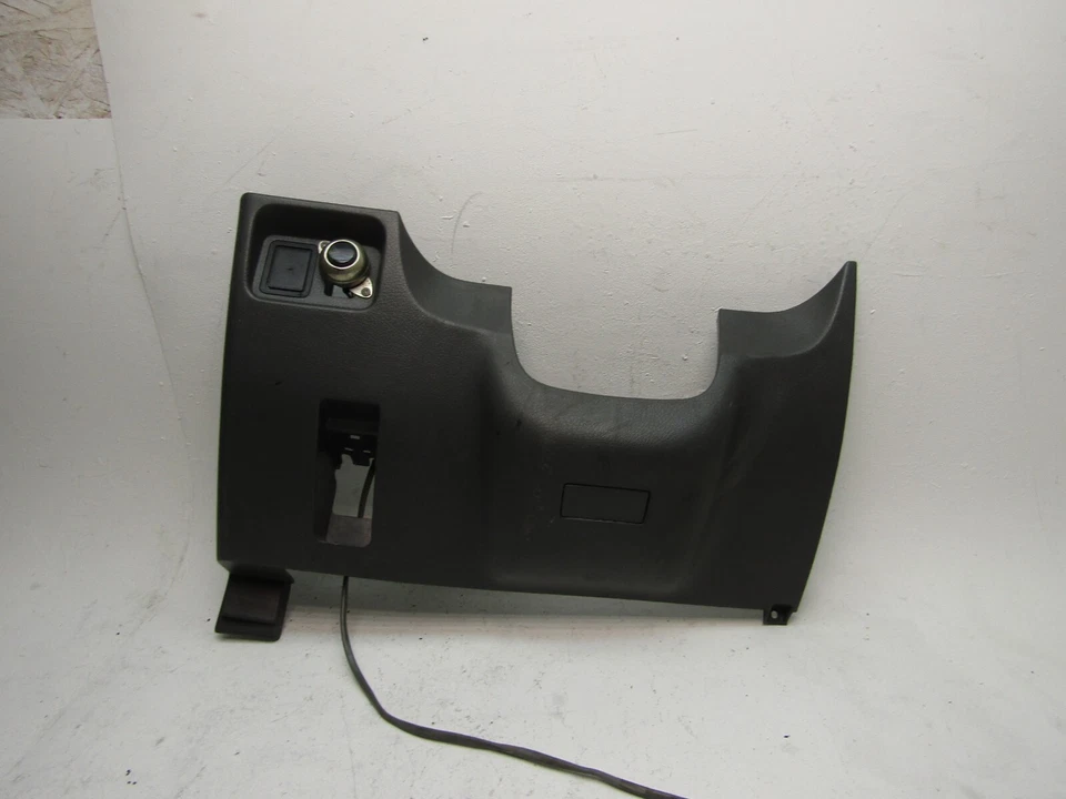 Отделка коленного валика RODEO 2000 2002 левая со стороны водителя передняя панель нижняя крышка изготовитель оборудования - Изображение 1 из 4