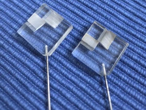 Coppia di cappelli Lucite vintage abbinati ca anni 40-50 - Foto 1 di 5