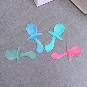 Juego de 4 cucharas de entrenamiento para comer bebé tenedor niño recién nacido vajilla de cerdo - Imagen 1 de 11