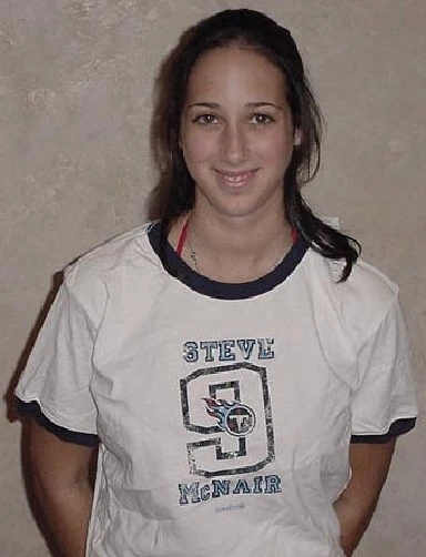 Camiseta STEVE MCNAIR TENNESSEE TITANS FEMININA GG NFL Frete Grátis nos EUA - Imagem 1 de 1