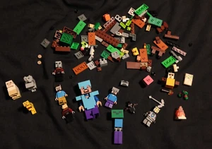 Minecraft Lego Bundle Various Pieces And Minifigures From Different Sets - Picture 1 of 6
