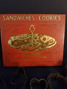 Vintage Wonder Holiday Cutters Sandwiches Cookies tin and cutters complete - Picture 1 of 10