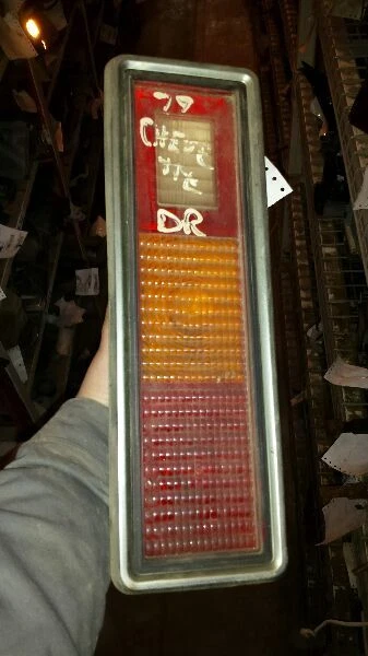 Luz trasera izquierda para conductor para 76-79 ACADIAN 30819 Foto 1 de 1