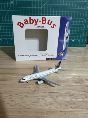 Aeroclassics 1:400 United Airlines Airbus A320-200 N458UA post-merger ACN458UA - Image 1 of 4