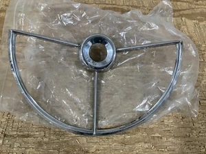 New 1962-1964 Ford Truck Horn Ring - Foto 1 di 2