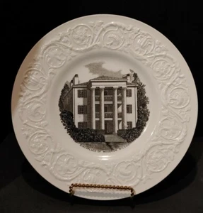 10.5" WEDGWOOD PLATE BIRTHPLACE OF WOODROW WILSON, STAUNTON, VA Made in England  - Picture 1 of 6