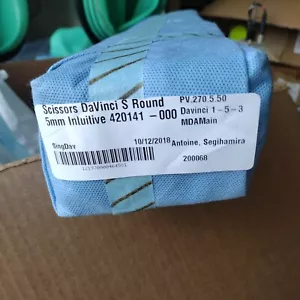Intuitive Surgical REF 420141 Da Vinci 5mm Round Tip Scissor with case - Picture 1 of 3