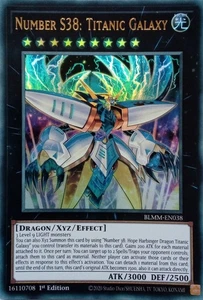 BLMM-DE038 NUMMER S38: TITANISCHE GALAXIE ULTRA RARE 1.AUFLAGE YuGiOh KARTE - Bild 1 von 1