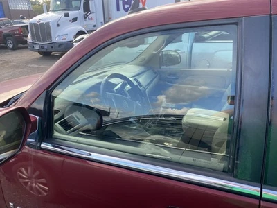 Vidrio delantero izquierdo usado para puerta delantera se adapta a: Cadillac Escalade 2009 delantero izquierdo grado A Foto 1 de 4