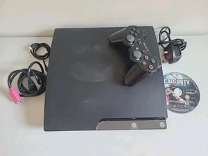 Sony PlayStation 3 Slim Console 160 GB Bundle - Working - Picture 1 of 11
