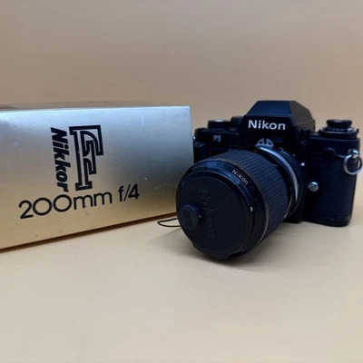 Cámara fotográfica Nikon F3 35 mm SLR con 2 lentes incluidas 1264047 Foto 1 de 4