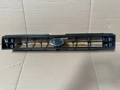 Parrilla Subaru Legacy Liberty JDM BC1 BF1 91-94 Foto 1 de 4