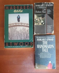 Assorted Margaret Atwood Paperbacks, Your Choice! - Picture 1 of 19