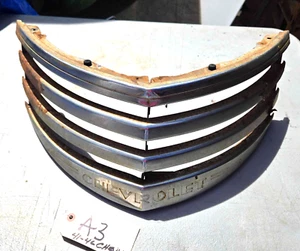 1941 1942 1943 1944 1945 1946 Chevy truck USED upper grill for restoration #A3 - Picture 1 of 6
