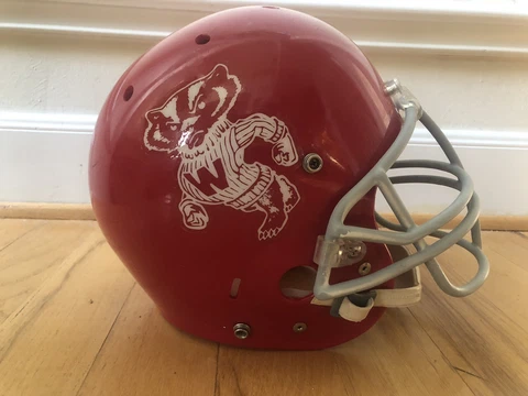 Custom WISCONSIN BADGERS Replica Throwback Full Size Helmet (1967-1969), Rare Cover