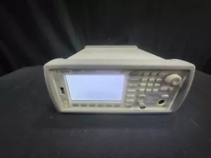 Agilent 33521A : Function / Arbitrary Waveform Generator, 30 MHz AS-IS (1798) - Picture 1 of 6