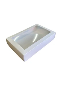10 KLEINE WEISSE FENSTERHEMD BOXEN, GESCHENKE, 24 CM X 15,5 CM X 5 CM, KLEIDUNG, KLEIDUNG - Bild 1 von 4