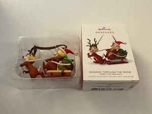 Disney Chip and Dale Dashing Through the Snow 2018 Hallmark Ornament MM5 - Picture 1 of 3