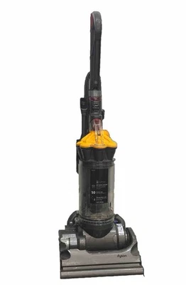 DYSON DC33 Upright Multifloor Vaccum Cleaner with ALL Attachments SUPER CLEAN - Image 1 of 4
