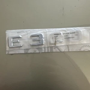 Mercedes w124 w210 211 E320 Trunk Emblem GENUINE NEW + 1 year Warranty - Bild 1 von 3