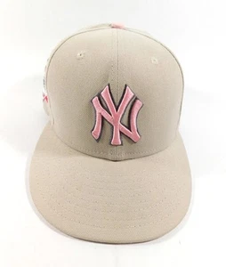 Gorra del Día de la Madre Aaron Hicks #31 NY Yankees 2023 emitida por el jugador caqui 59FIFTY - Imagen 1 de 3