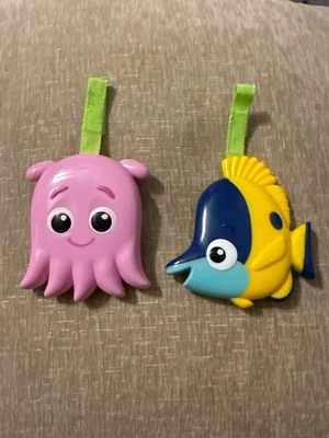 Disney Buscando a Nemo Jumper Pulpo Calamar Rosa y Pez Ángulo Juguete Repuesto Foto 1 de 4