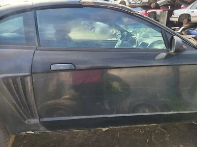Ford Mustang 2000 puerta delantera derecha negra (se adapta a 99-04, 14) Foto 1 de 4