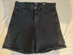 Neu: C&A Kurze Hose Jeans-Shorts Für Damen Größe 40 Schwarz Frauenshorts - Bild 1 von 4