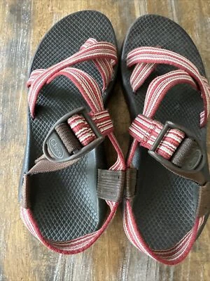 Chaco Z2 Classic Feminino Tamanho 9 Alças Vermelhas Sola Marrom-- - Imagem 1 de 4