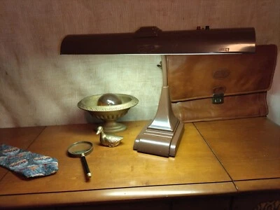 LÁMPARA DE ESCRITORIO CUELLO DE GANSO AÑOS 50 EE. UU. ART SPECIALTY Co. - Marrón, Industrial, Dibujo Foto 1 de 4