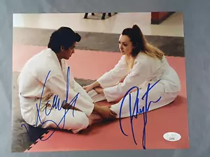 Xolo Maridueñ And Peyton List Signed 8 x 10 Photo Cobra Kai Miguel Tory JSA - Foto 1 di 2