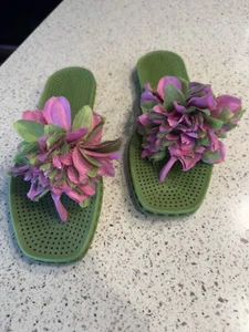 Kate Spade Pink/Green Flip Flops, Size 7, Made In Italy - Picture 1 of 10