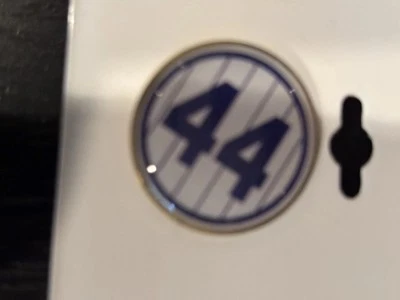 REGGIE JACKSON NEW YORK YANKEES MONUMENT PARK PIN 44 MR. OCTOBER - Image 1 of 4