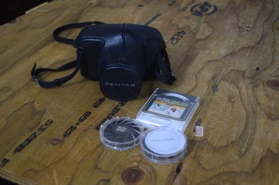 Cámara fotográfica vintage Pentax ME Super 35 mm SLR Japón SMC 50 mm f/1,4 lente Hoya UV Foto 1 de 4