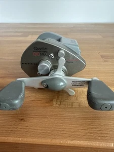 QUANTUM DYNAMAG 1310 MGC BAITCASTING REEL 5.1:1 - Picture 1 of 7