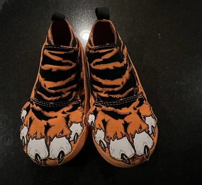 Zapatos converse tiger infantil talla 7 Foto 1 de 4
