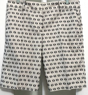 Pantalones Cortos Para Mujer Ann Taylor Informales Elastizados Bolsillos Crema, Negro Cuadrados Estampado Talla 6 Foto 1 de 4