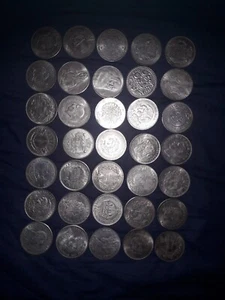 LOTTO DI 35 MONETE ARGENTONE REPLICHE DIVERSI STATI E PERIODI - Picture 1 of 5