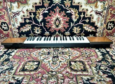 复古 Thomas Organ 上部手动总成 漂亮 & Cleen 完好 MiDi 项目  — 第 1/4 张图片