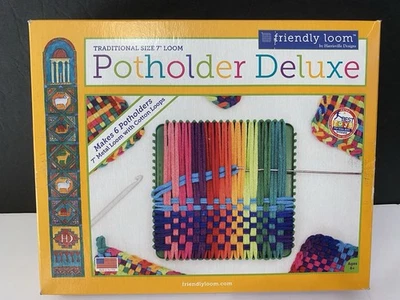 Potholder Deluxe Loom Makes 6 new in open box - Image 1 of 2