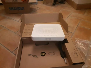 SMART MODEM ROUTER WIFI ADSL FIBRA TIM TG789VAC TELECOM FIBRA - Foto 1 di 1