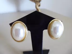 NAPIER Bold Tone and Faux Pearl Screw Back Earrings - Picture 1 of 8